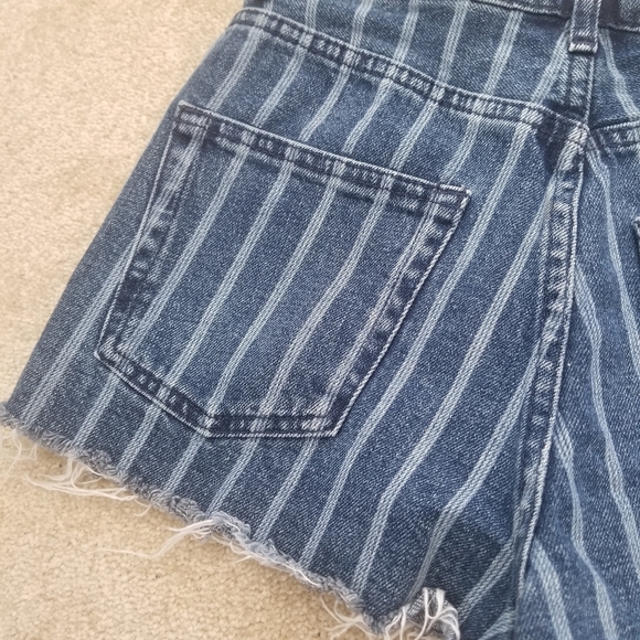 Topshop moto mom size 4 denim striped shorts - Picture 4 of 7